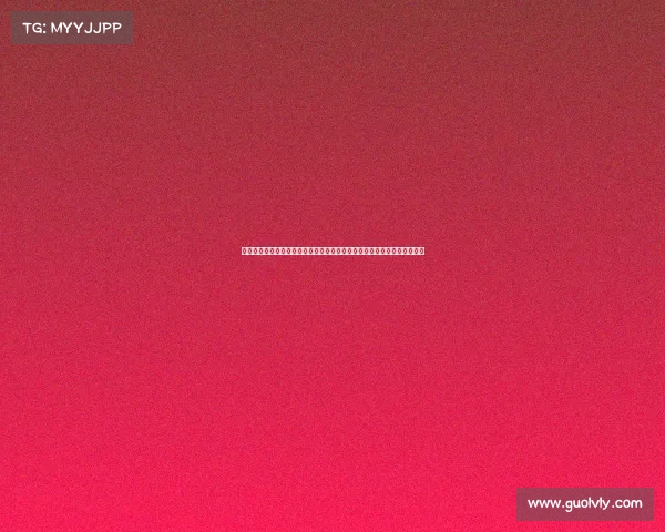 冰球比赛、冰球场上激烈角逐正酣速度与力量碰撞每一秒悬念迭起热血沸腾 冰球比赛、冰球场上激烈角逐正酣速度与力量碰撞每一秒悬念迭起热血沸腾